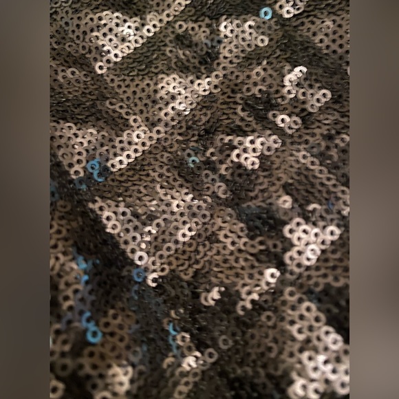 Hollister black sequin sweatshirt size xs - Picture 4 of 6